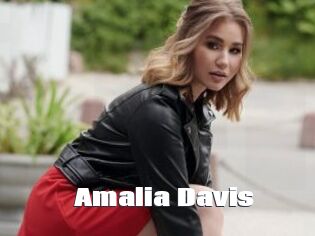 Amalia_Davis