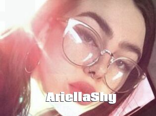 Ariella_Shy