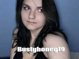 Bustyhoney19