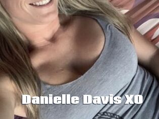 Danielle_Davis_XO