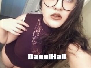 Danni_Hall