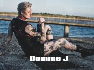 Domme_J