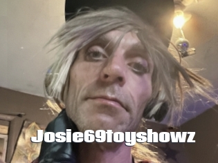 Josie69toyshowz