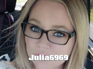 Julia6969