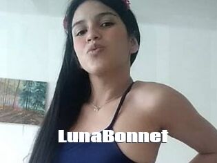 LunaBonnet