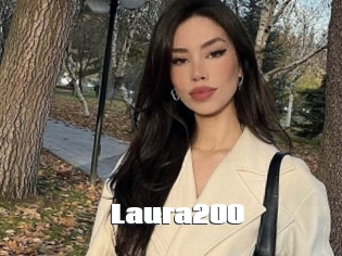 Laura200