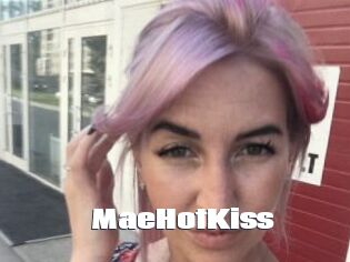 MaeHotKiss