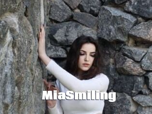 MiaSmiling