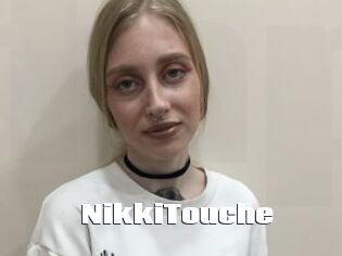 NikkiTouche