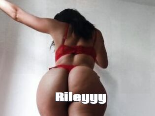 Rileyyy