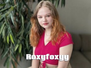 Roxyfoxyy