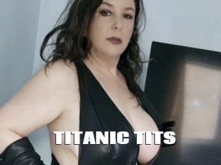 TITANIC_TITS