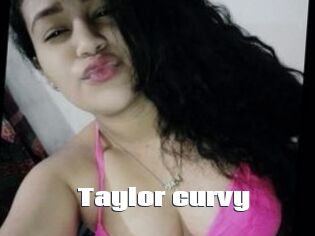 Taylor_curvy