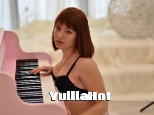 YulliaHot